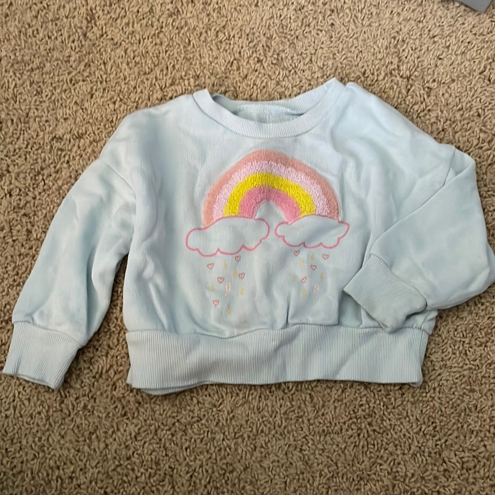 Cute light blue sweat shirt